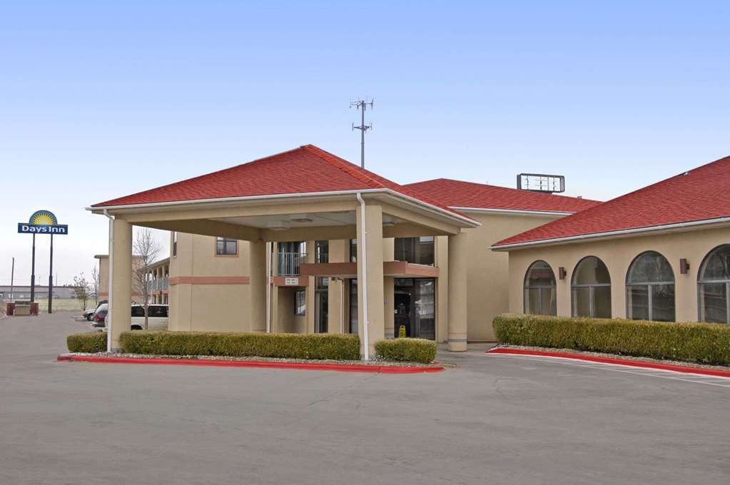 Days Inn By Wyndham Amarillo - Medical Center Exterior photo